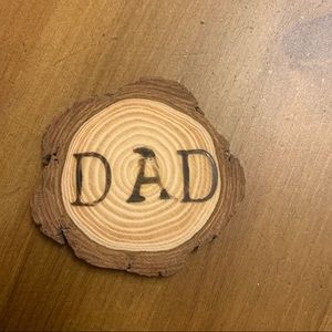 FREE Wooden dad magnet